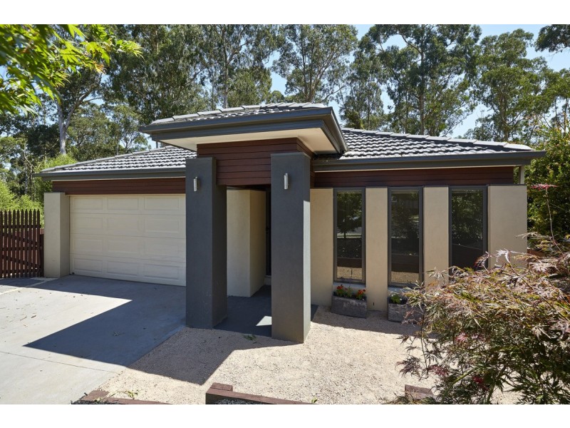 19 Miller Close, Drouin VIC 3818