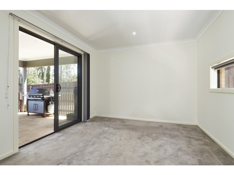 19 Miller Close, Drouin VIC 3818