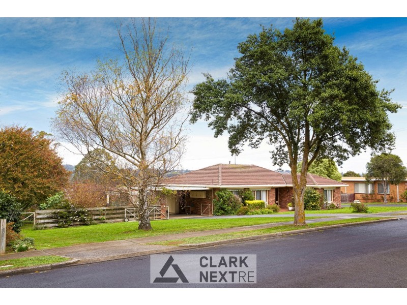 14 Rangeview Street, Warragul VIC 3820