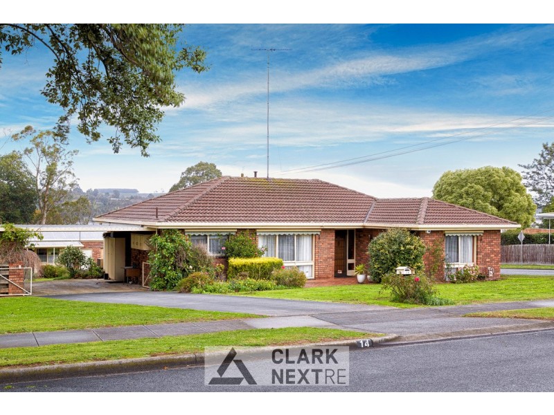 14 Rangeview Street, Warragul VIC 3820