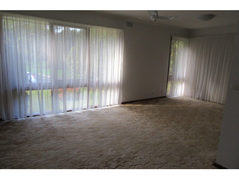 2/6 Churchill Street, Warragul VIC 3820