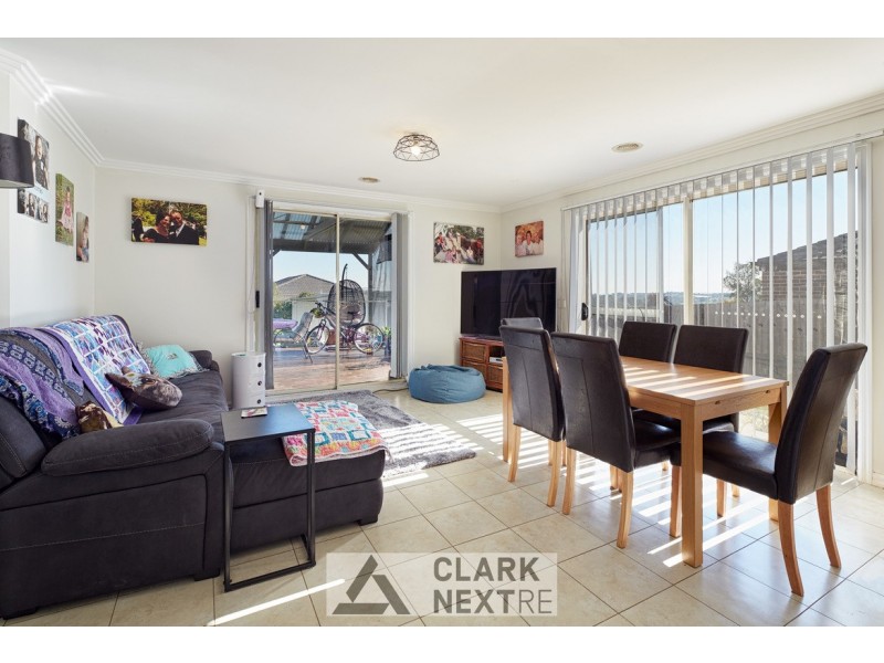 7 Hatfield Drive, Drouin VIC 3818