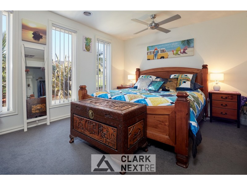 7 Hatfield Drive, Drouin VIC 3818