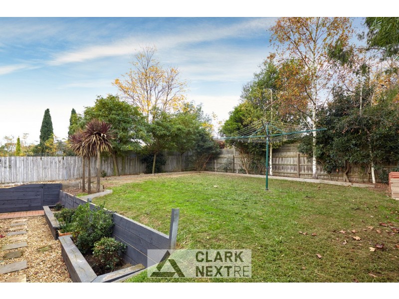 12 Walker Drive, Drouin VIC 3818