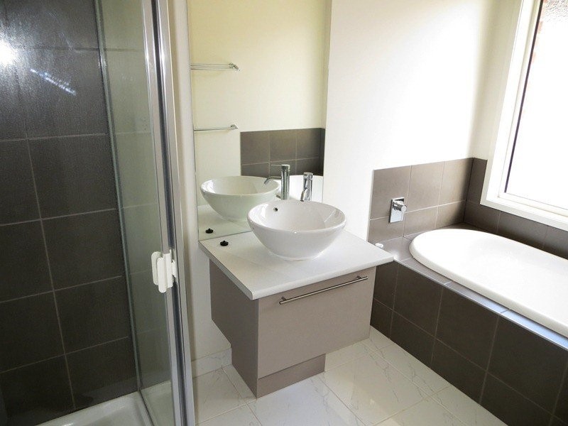 36 Howard Street, Warragul VIC 3820