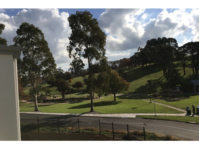 10 Brynwood Avenue, Drouin VIC 3818