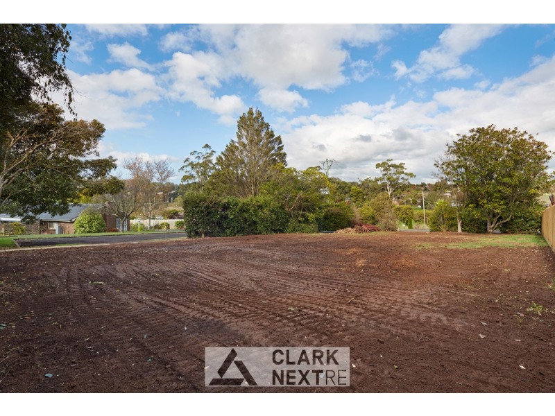 23 Monaghan Avenue, Drouin VIC 3818