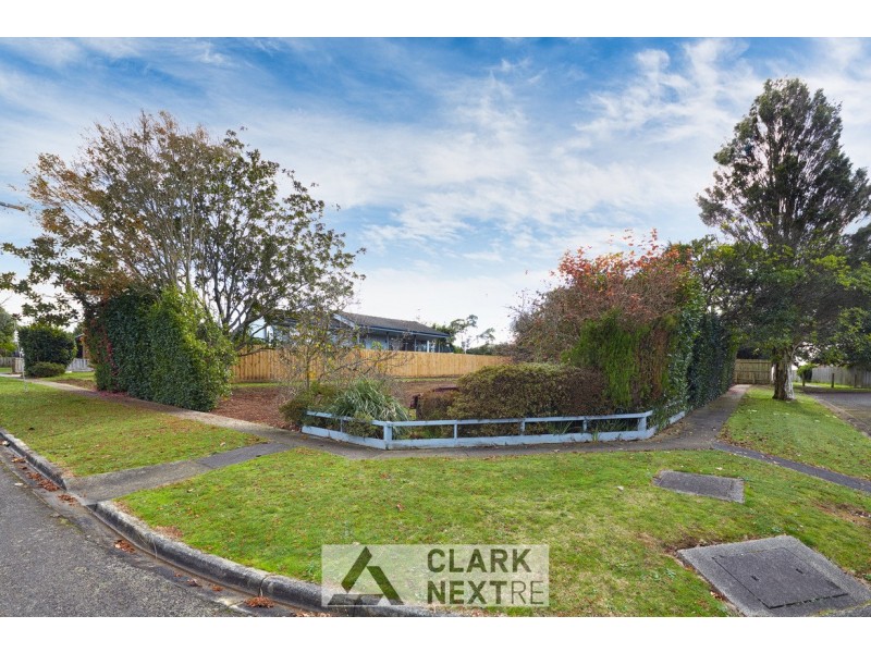 23 Monaghan Avenue, Drouin VIC 3818