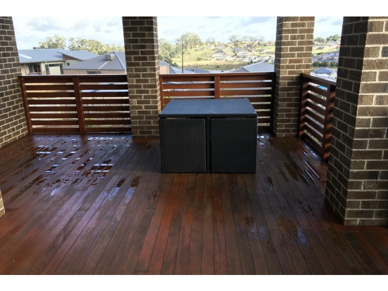 98 Jackson Drive, Drouin VIC 3818