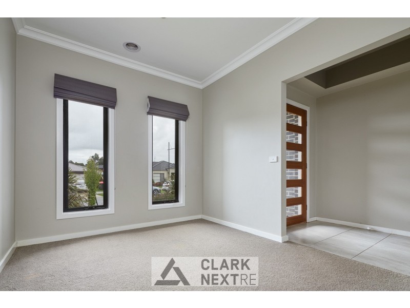 177 Twin Ranges Drive, Warragul VIC 3820