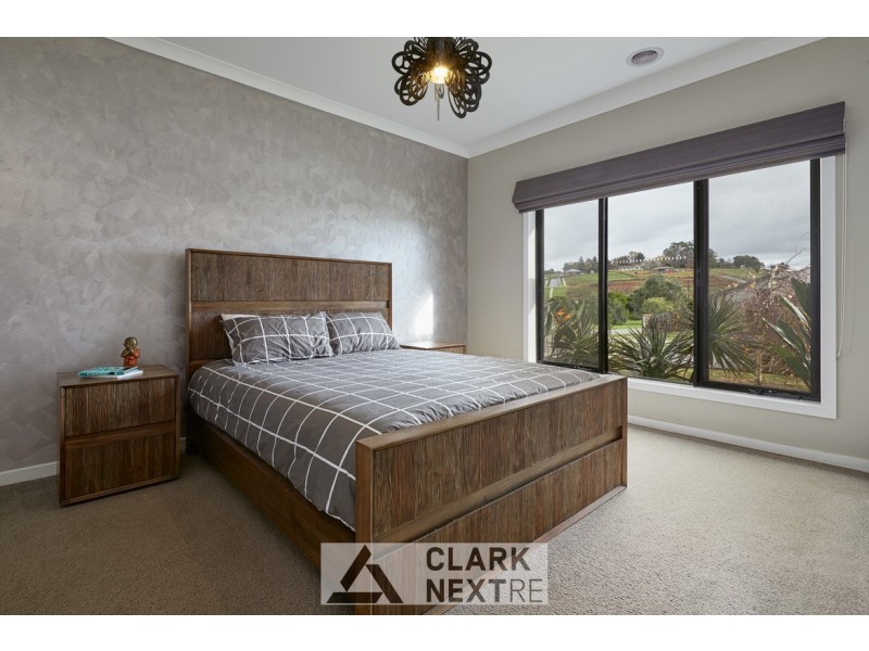 177 Twin Ranges Drive, Warragul VIC 3820