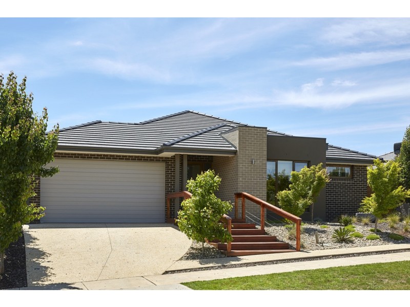 11 Silkwood Drive, Warragul VIC 3820