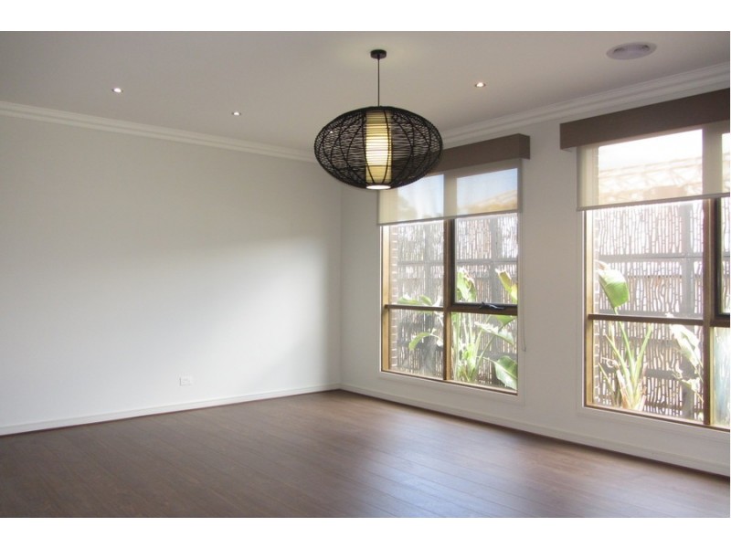 11 Silkwood Drive, Warragul VIC 3820