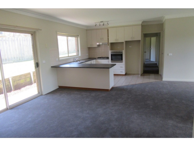 33 Margaret Street, Warragul VIC 3820