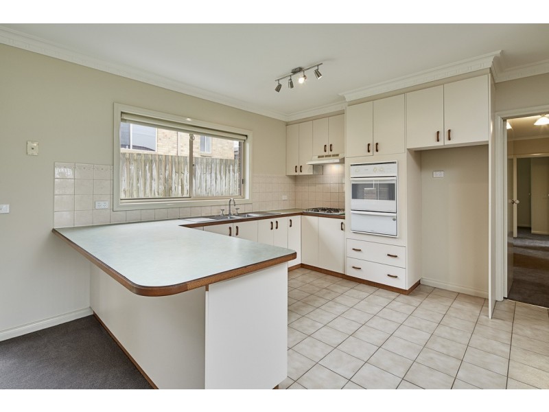 33 Margaret Street, Warragul VIC 3820