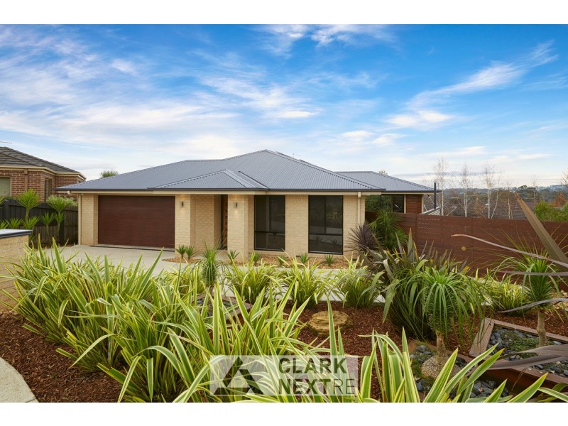 5 Cameron Court, Drouin VIC 3818