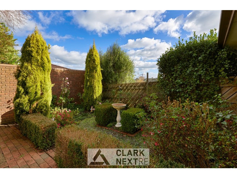 2/97 Charles Street, Warragul VIC 3820