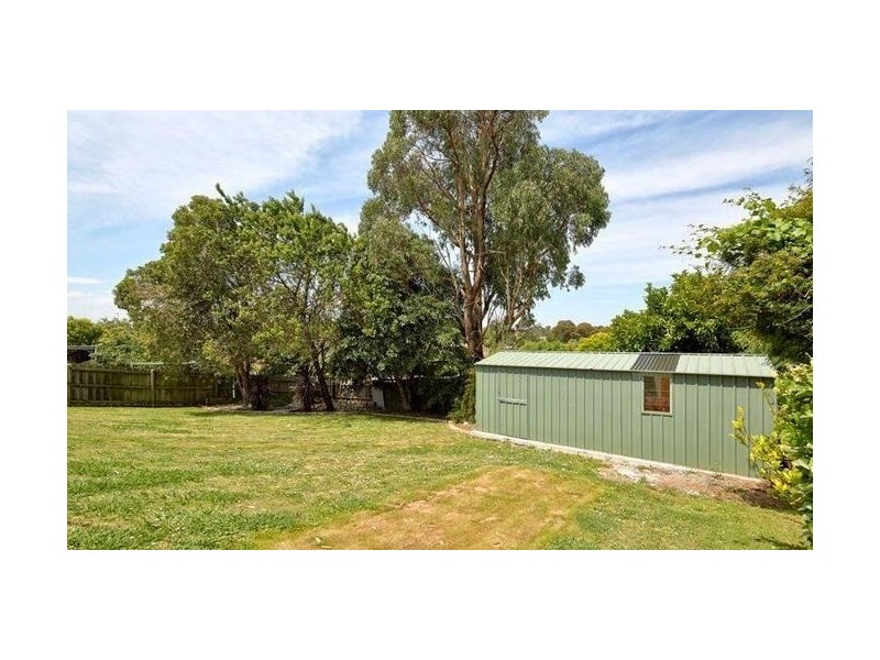 24 Waratah Drive, Warragul VIC 3820