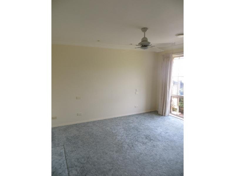 2/79 Victoria Street, Warragul VIC 3820