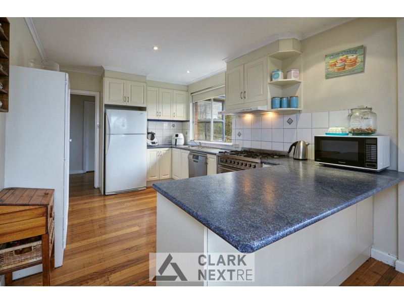 19 Sinclair Street, Warragul VIC 3820