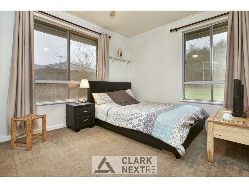 19 Sinclair Street, Warragul VIC 3820