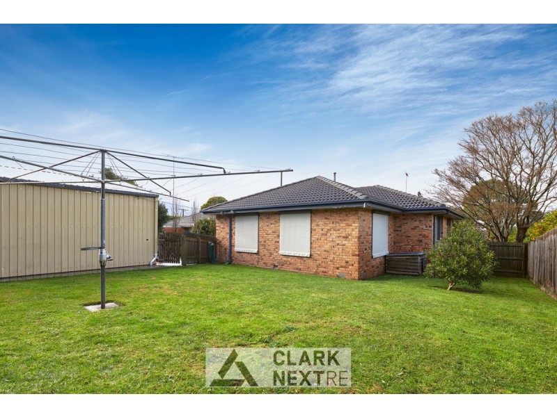 19 Sinclair Street, Warragul VIC 3820
