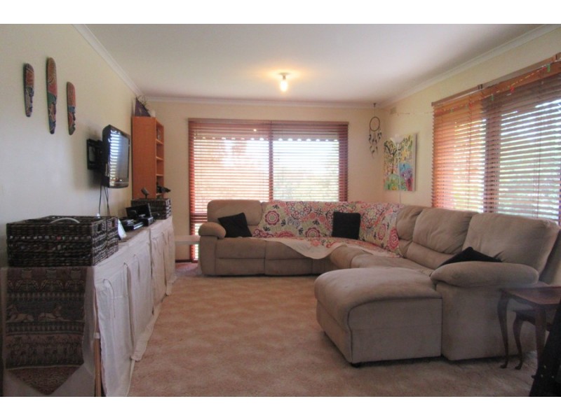 7 McCulloch Avenue, Warragul VIC 3820