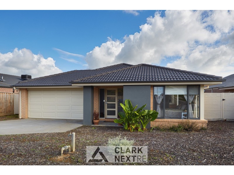 39 Empire Avenue, Drouin VIC 3818