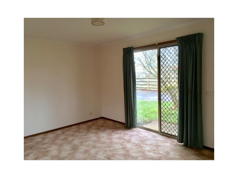 10 Melanie Drive, Warragul VIC 3820