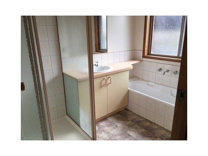 10 Melanie Drive, Warragul VIC 3820