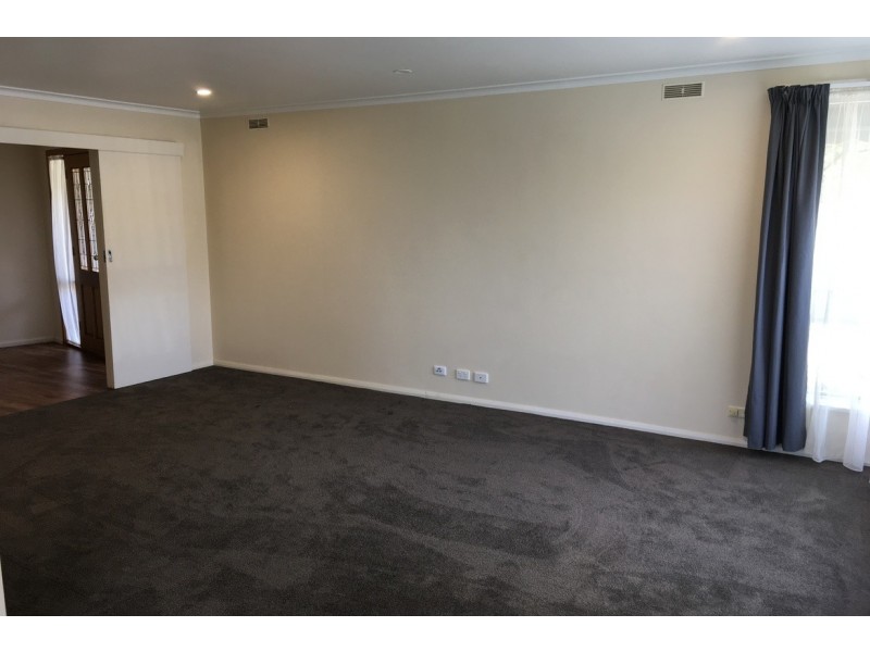 143 Albert Road, Warragul VIC 3820