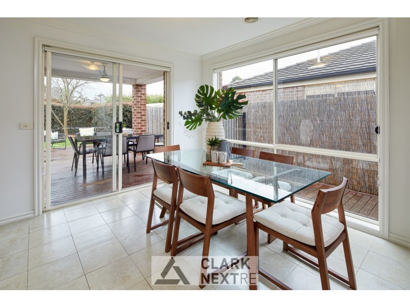 23 Rivendale Crescent, Drouin VIC 3818