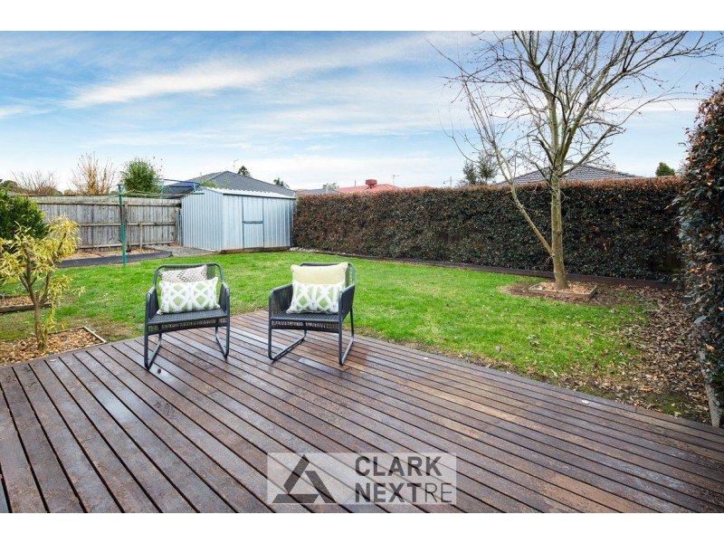 23 Rivendale Crescent, Drouin VIC 3818