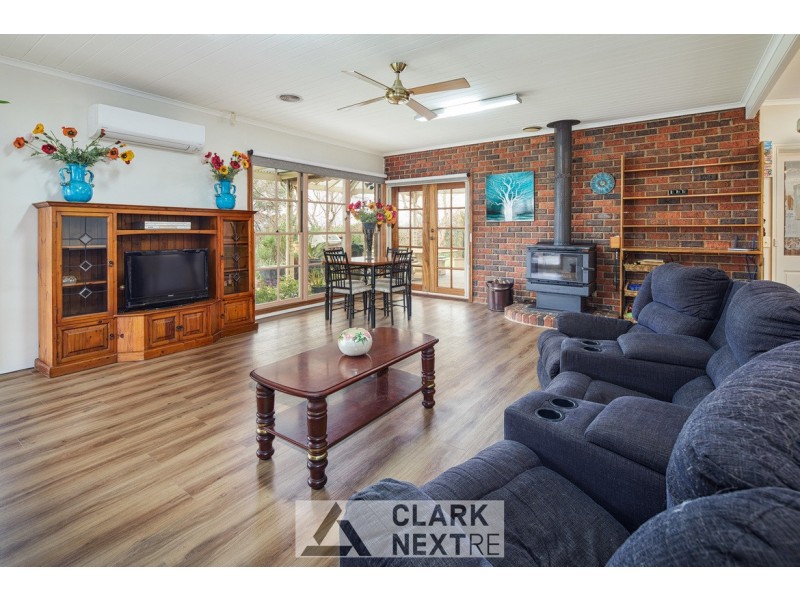 94 Rulemount Road, Warragul VIC 3820