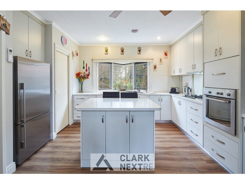 94 Rulemount Road, Warragul VIC 3820