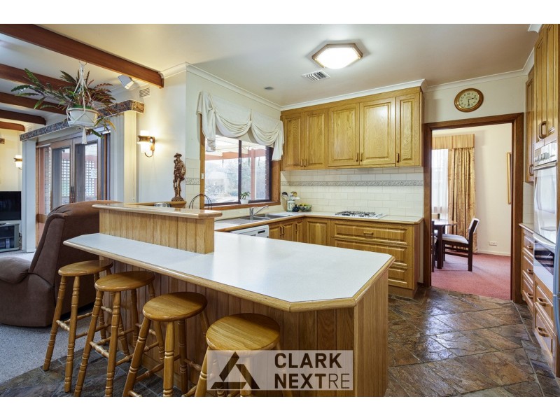 37 Rangeview Street, Warragul VIC 3820