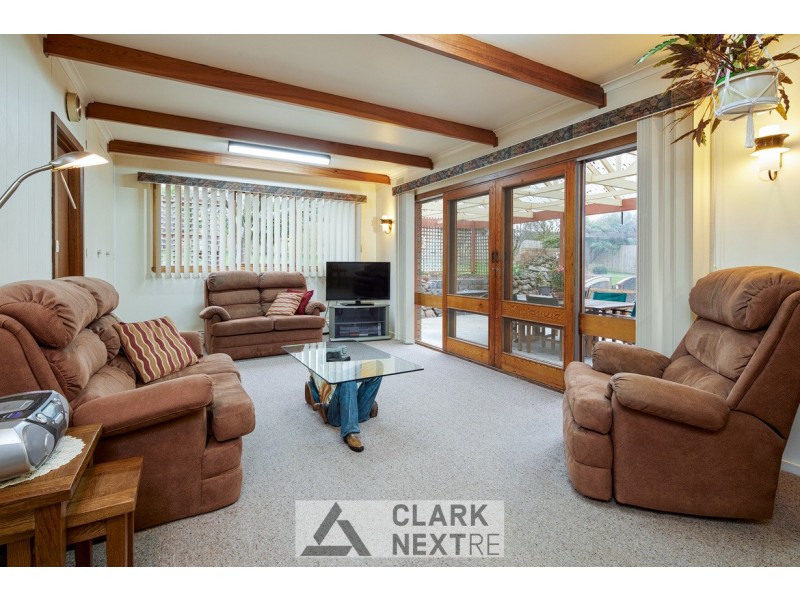 37 Rangeview Street, Warragul VIC 3820