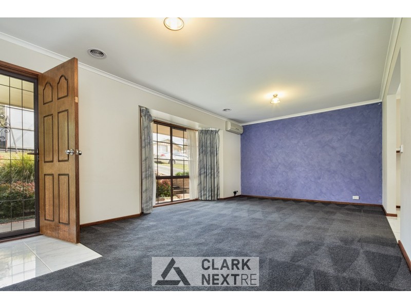 24 Waratah Drive, Warragul VIC 3820