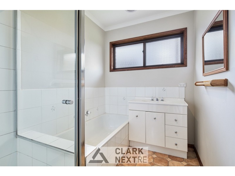 24 Waratah Drive, Warragul VIC 3820