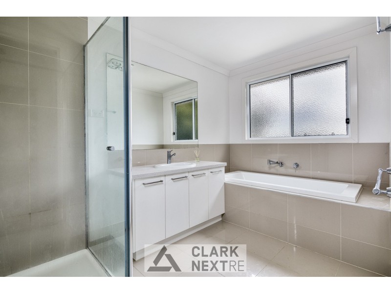 11 Fairchild Street, Drouin VIC 3818