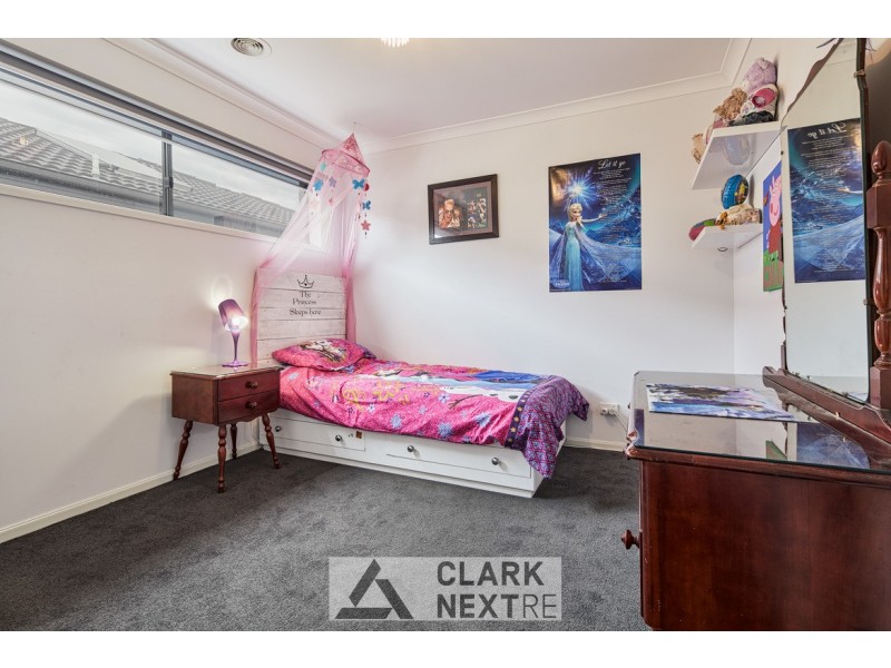 52 Pepper Crescent, Drouin VIC 3818