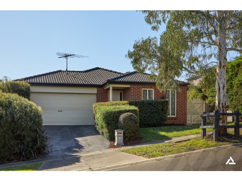 5 Eucalypt Court, Drouin VIC 3818