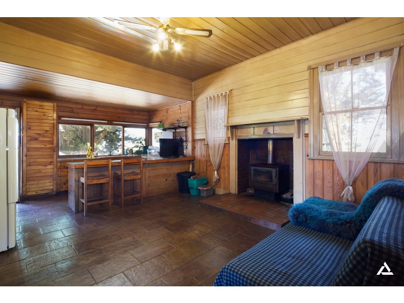 101 Shearn Road, Jindivick VIC 3818