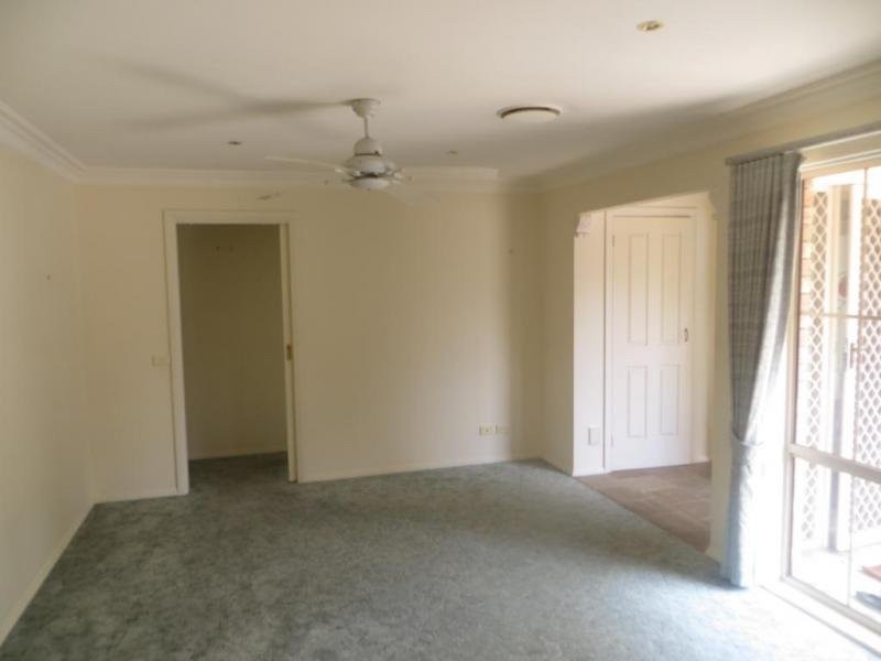 2/79 Victoria Street, Warragul VIC 3820