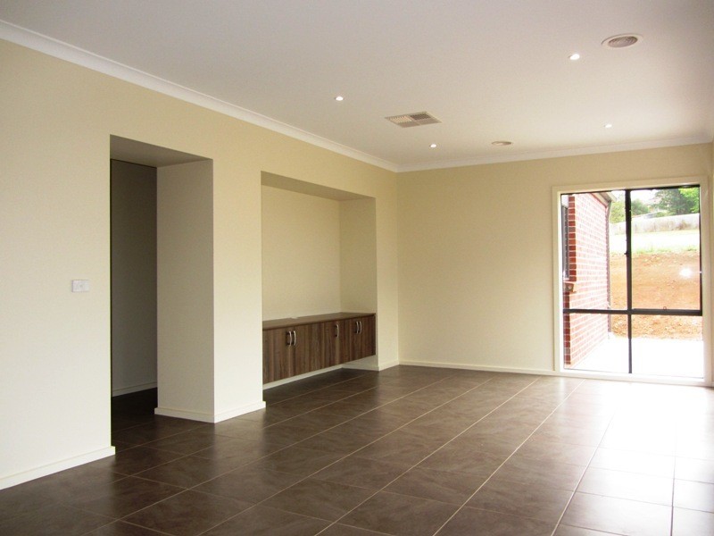 25 Armadale Drive, Warragul VIC 3820
