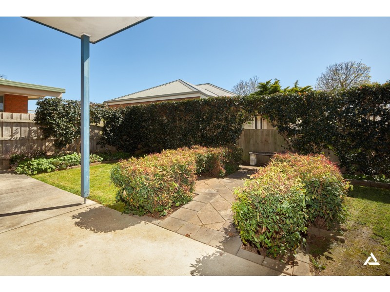 6 Rees Close, Drouin VIC 3818