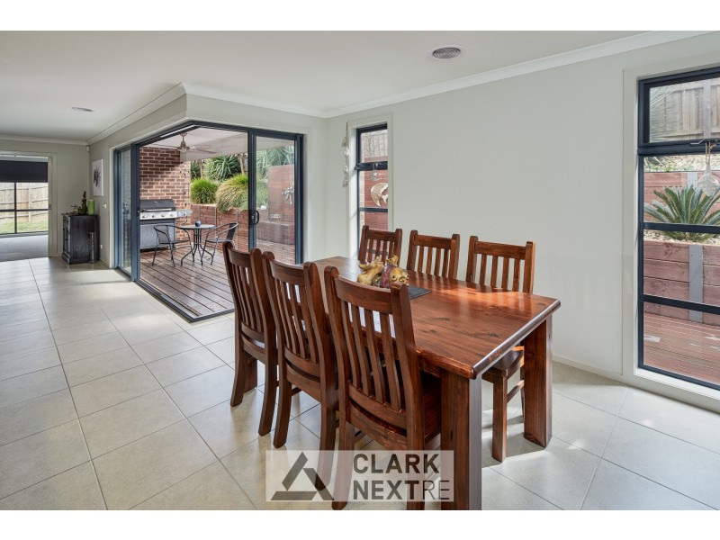17 Todman Street, Drouin VIC 3818