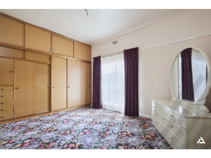 6 Pioneer Street, Warragul VIC 3820