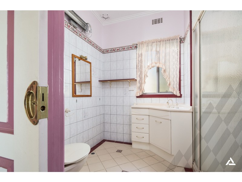 6 Pioneer Street, Warragul VIC 3820