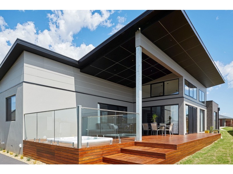 3 Huntingfield Court, Warragul VIC 3820